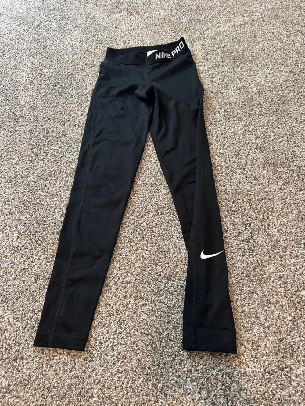 Nike Pro Black Compression Leggings and Shorts - Picture 2 of 5